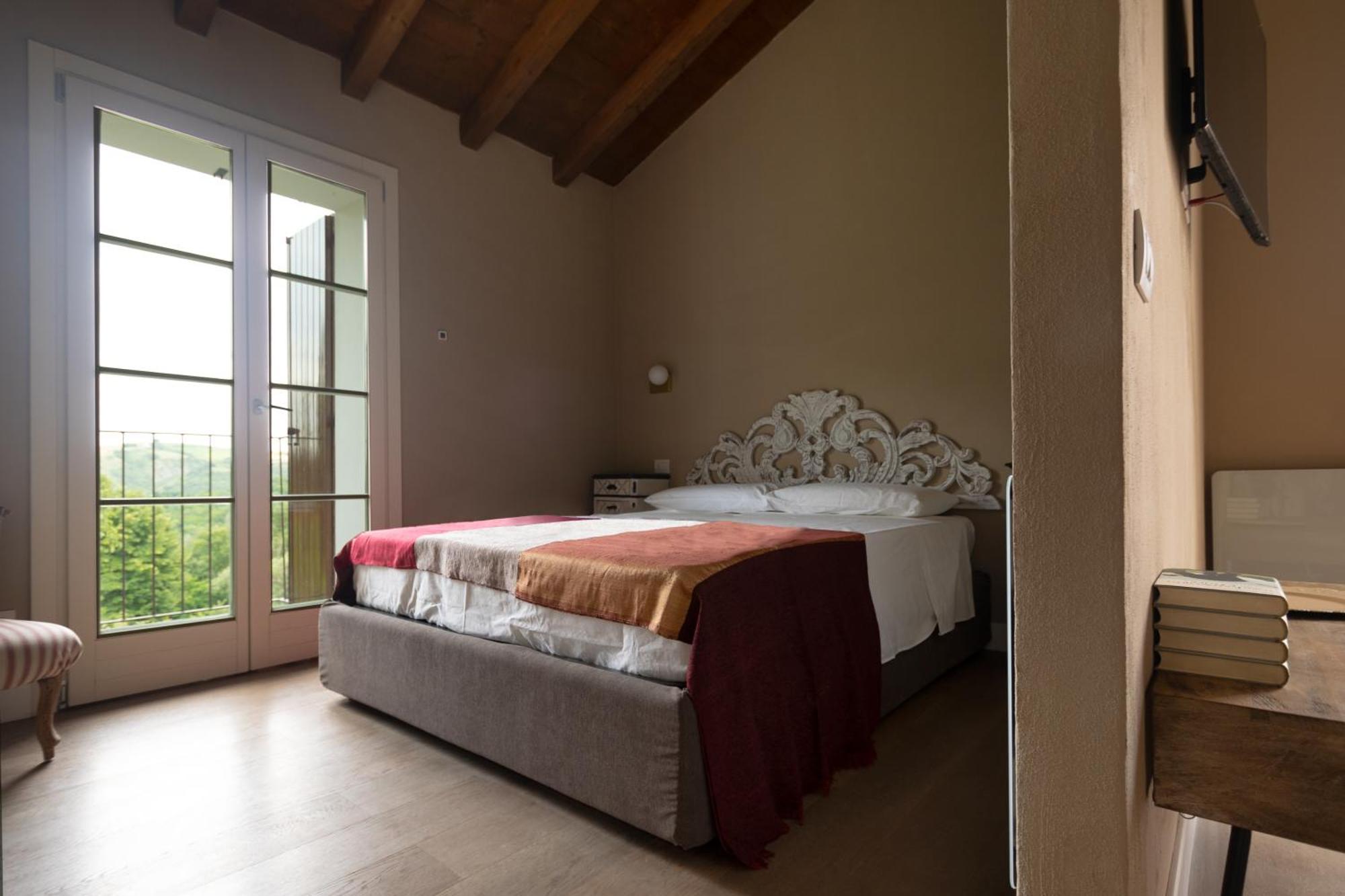 Luce Boutique Hotel Fortunago Eksteriør billede
