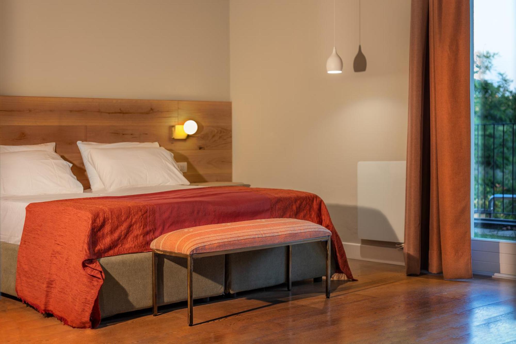 Luce Boutique Hotel Fortunago Eksteriør billede